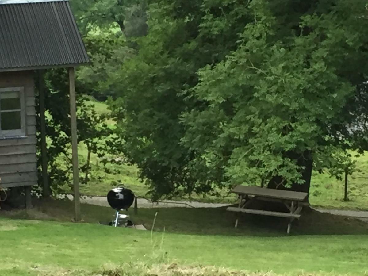 Villa Faraway Follies Llandegla Esterno foto